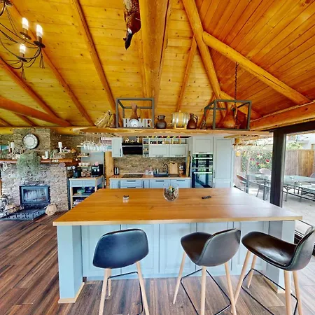 Janine Garden Guest house Brasov