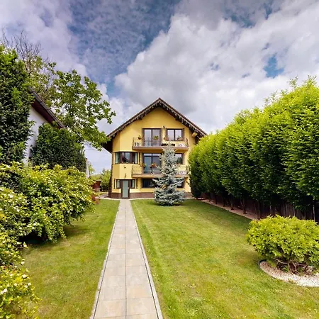 Janine Garden * Brasov