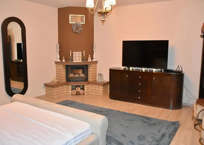 Janine Garden Brasov