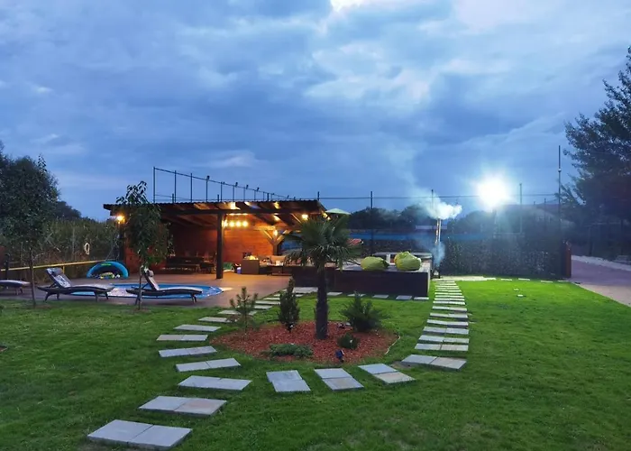 Janine Garden * Brasov