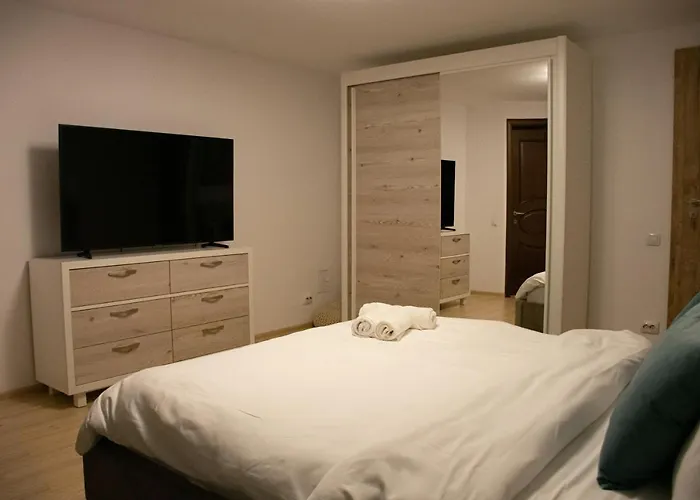 Janine Garden Brasov