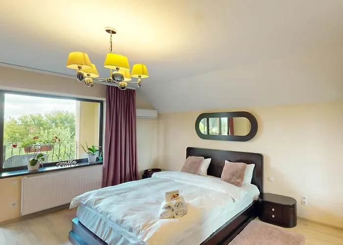 Janine Garden * Brasov